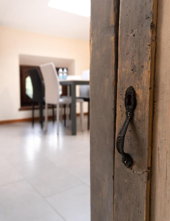 Villa Riva Lago - Apartment With Parking タヴェルノラ・ベルガマスカ エクステリア 写真