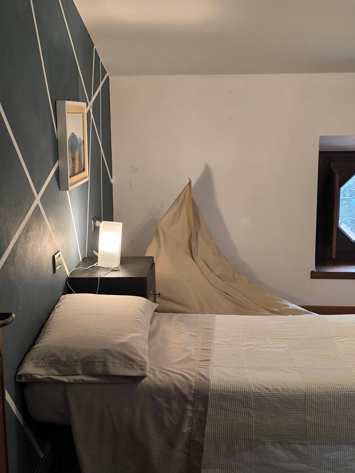 Villa Riva Lago - Apartment With Parking タヴェルノラ・ベルガマスカ エクステリア 写真